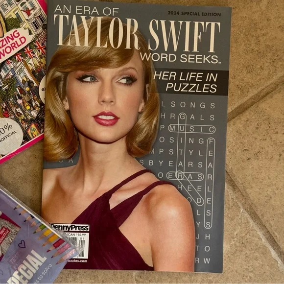 Taylor Swift Activity Book Collection - Picture 4 of 8